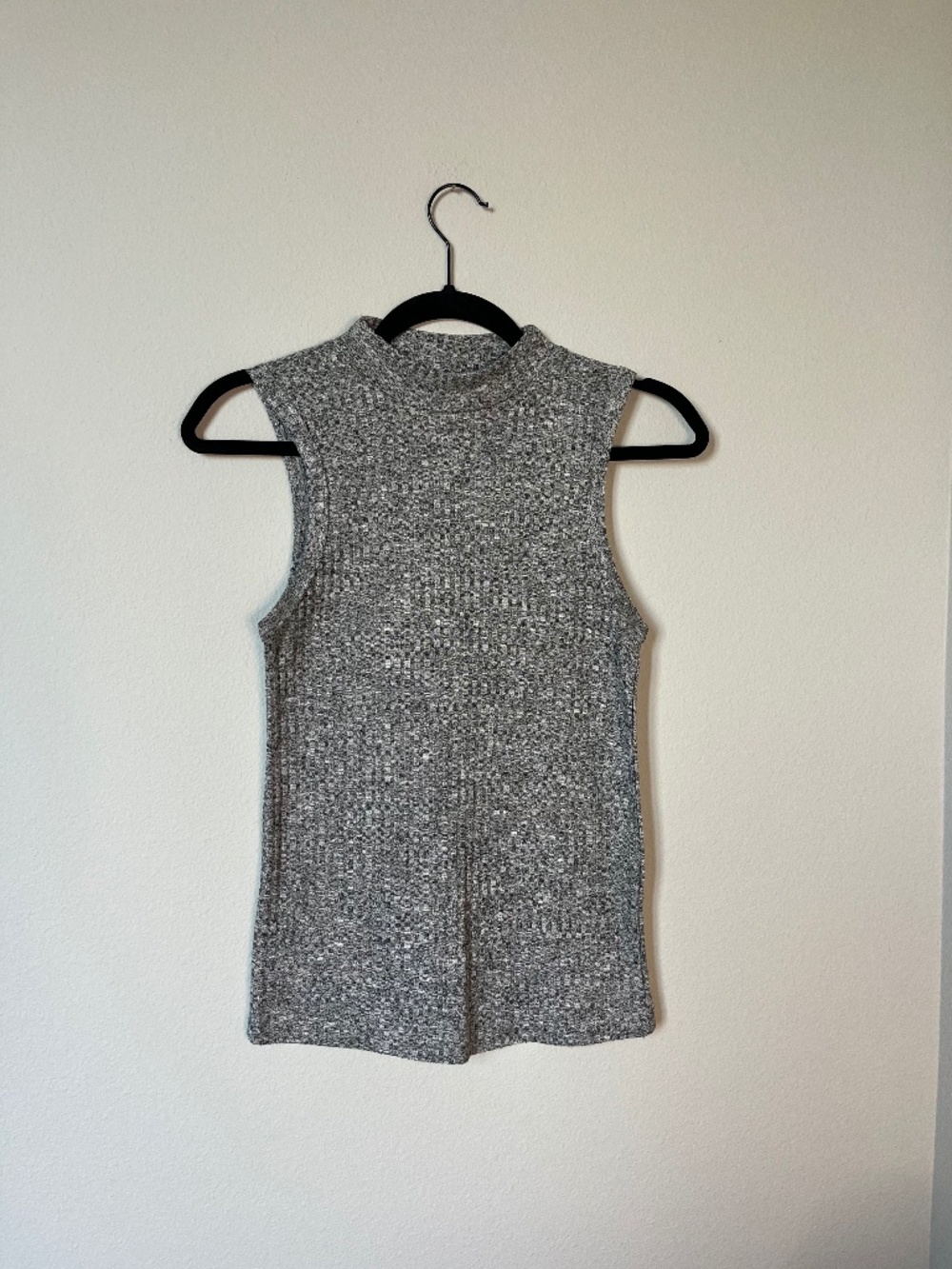 Frank & Oak Grey Minimalist Academia Clean Girl Tank Top Woman's Size S